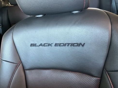 Used 2024 Honda Ridgeline Black Edition image 5