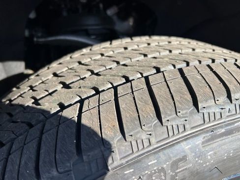 New 2026 GMC Yukon XL Elevation w/ Elevation Premium Package image 25