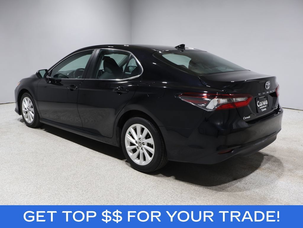 Used 2022 Toyota Camry LE AWD/4WD image 4