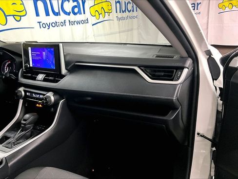 Certified 2025 Toyota RAV4 XLE AWD/4WD image 12