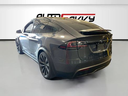 Used 2022 Tesla Model X Plaid AWD/4WD image 5