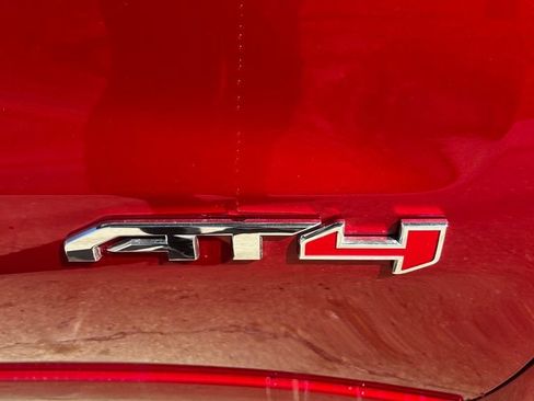 Certified 2020 GMC Sierra 1500 AT4 w/ AT4 Premium Package image 9