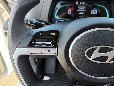 New 2026 Hyundai Elantra Blue image 24