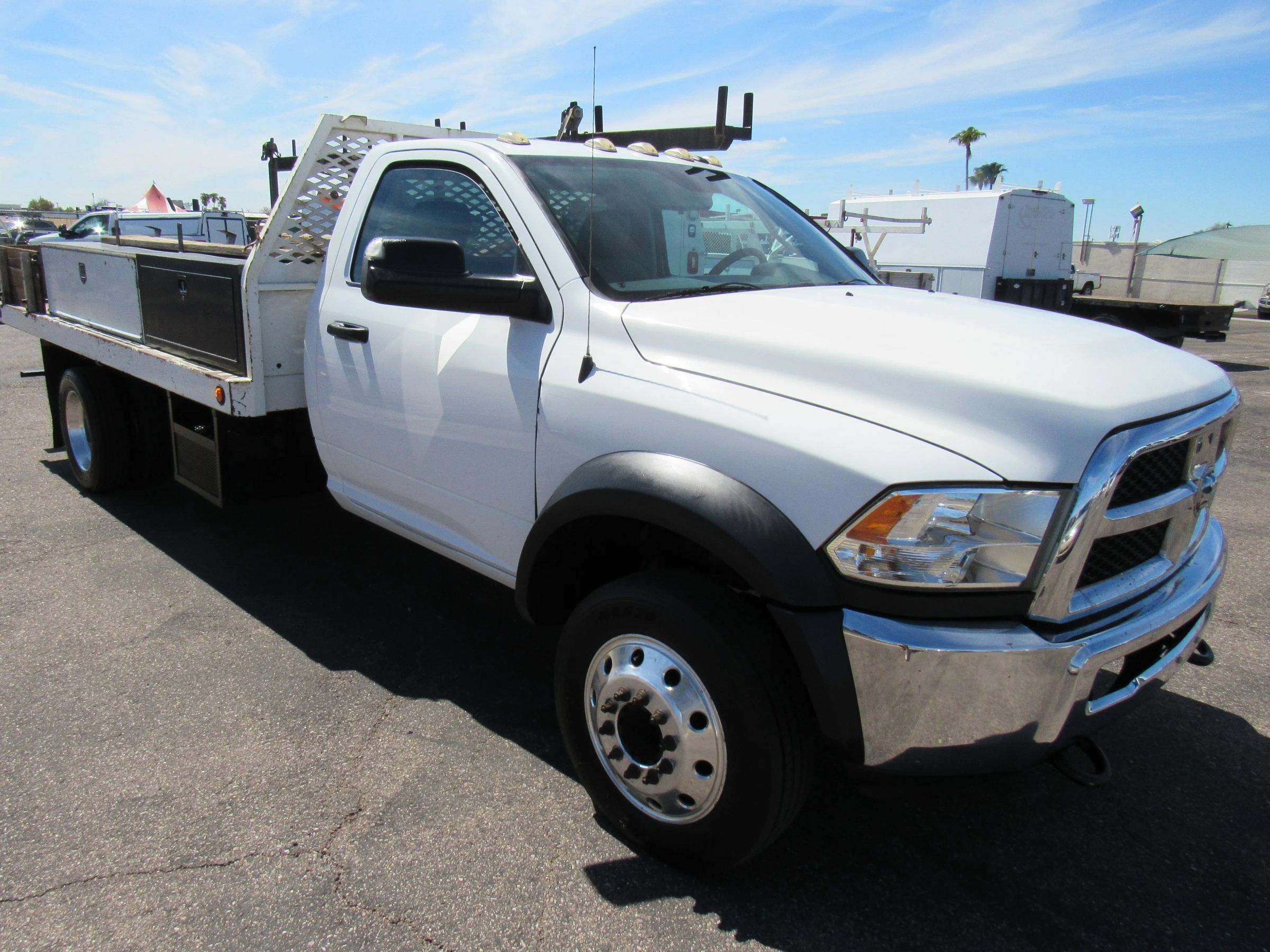 Used 2016 RAM 5500 Tradesman w/ Power & Remote Entry Group RWD image 4