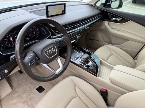 Used 2018 Audi Q7 3.0T Prestige w/ Prestige Package image 10