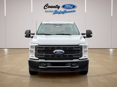 New 2025 Ford F350 XL w/ 360-Degree Camera Package RWD image 12