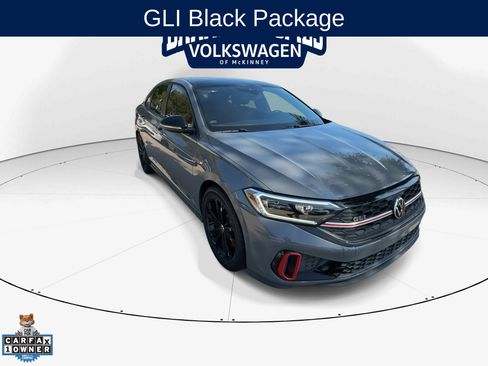 Used 2022 Volkswagen Jetta GLI Autobahn w/ GLI Black Package FWD image 2