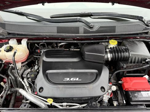 Used 2017 Chrysler Pacifica Limited image 74