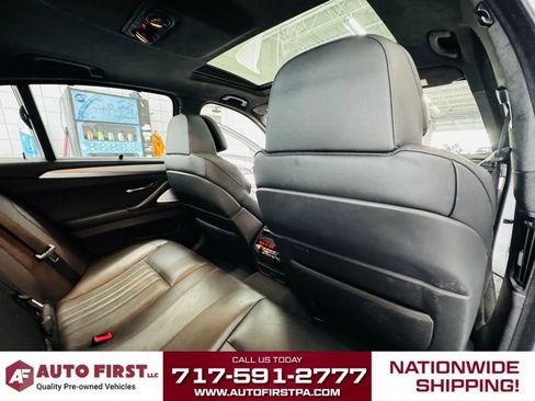 Used 2013 BMW M5 image 22