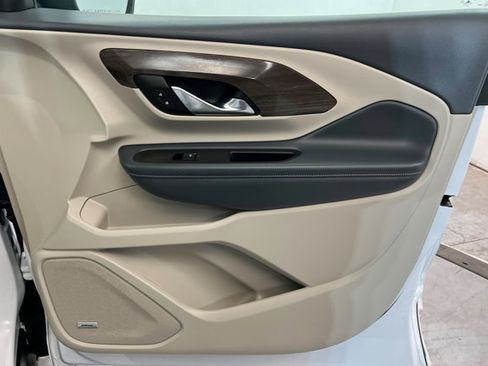 Used 2022 GMC Terrain Denali w/ LPO, Floor Liner Package image 23