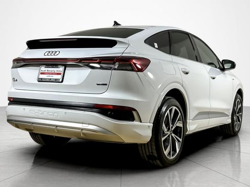 Certified 2023 Audi Q4 e-tron Prestige AWD/4WD image 5