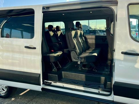 Used 2023 Ford Transit 350 XLT RWD image 12