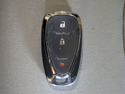 Used 2019 Chevrolet Equinox LS FWD image 32