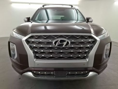 Used 2020 Hyundai Palisade Limited FWD image 2