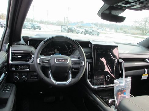 New 2026 GMC Yukon XL Elevation w/ Elevation Premium Package image 17