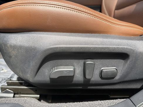 Used 2019 Subaru Outback 2.5i Touring AWD/4WD image 31