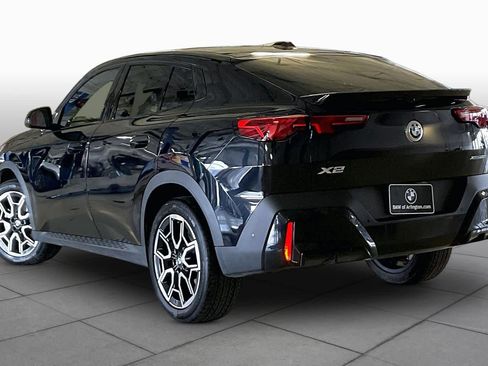 Used 2025 BMW X2 xDrive28i AWD/4WD image 11