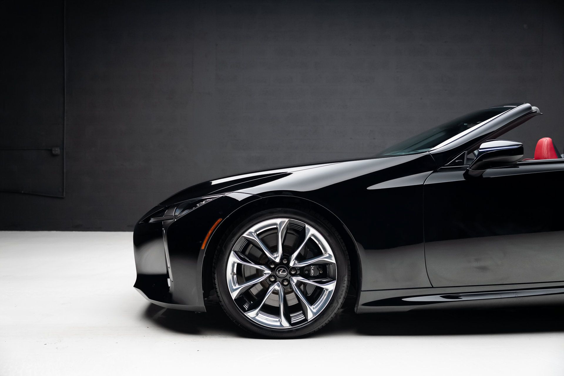 Used 2021 Lexus LC 500 Convertible w/ Touring Package RWD image 20