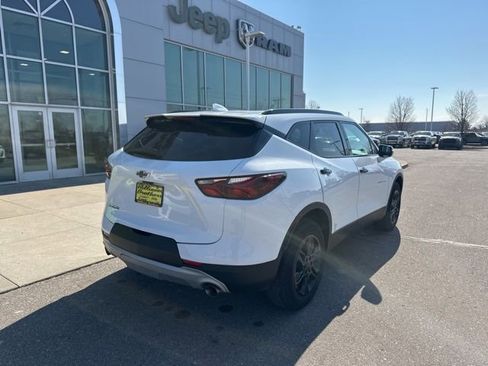 Used 2021 Chevrolet Blazer LT w/ Sound & Technology Package image 5