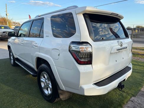 Used 2016 Toyota 4Runner SR5 Premium image 4