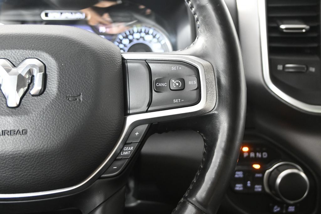 Used 2019 RAM 1500 Big Horn AWD/4WD image 38