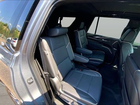 Used 2022 Cadillac Escalade Sport w/ Touring Package AWD/4WD image 19