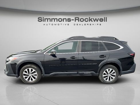 Used 2024 Subaru Outback Premium AWD/4WD image 2