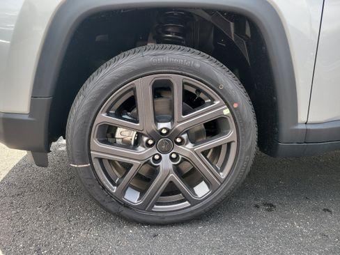 New 2026 Jeep Compass Limited AWD/4WD image 10