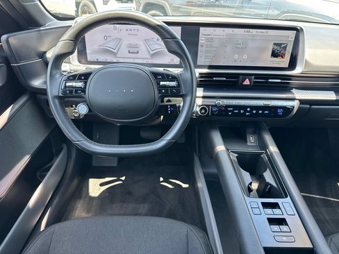 Used 2024 Hyundai Ioniq 6 SE RWD image 22