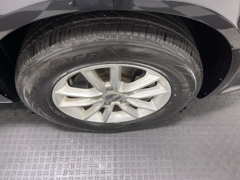 Used 2019 Dodge Grand Caravan SXT image 25