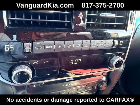 Used 2023 Lexus GX 460 Premium w/ Premium Package image 21