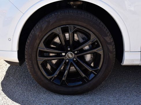 Used 2025 Audi Q7 3.0T Premium Plus image 6