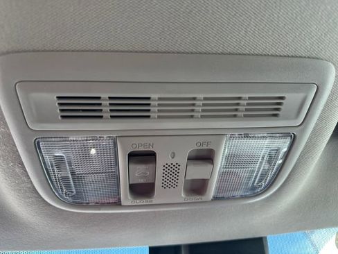 Used 2019 Honda HR-V EX image 21