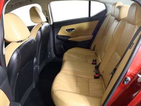 Used 2021 Nissan Sentra SV w/ SV Premium Package image 34