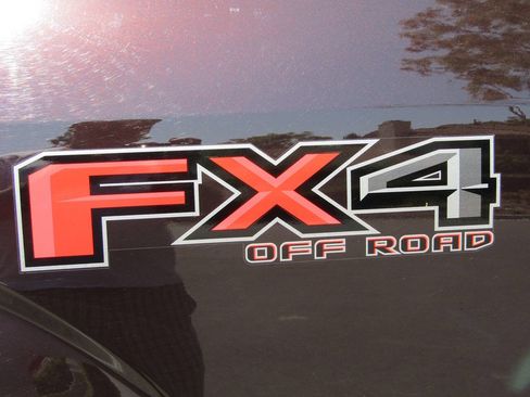 Used 2018 Ford F150 XLT w/ Equipment Group 302A Luxury image 27