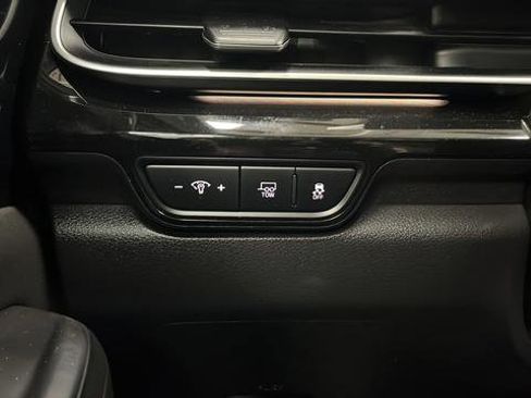 Certified 2025 Kia Carnival SX Prestige FWD image 35