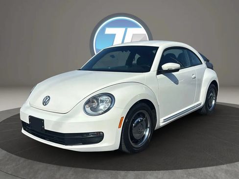 Used 2012 Volkswagen Beetle 2.5 FWD image 21