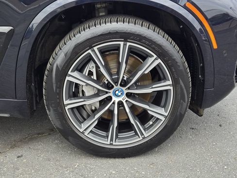 Used 2024 BMW X5 xDrive50e w/ M Sport Package AWD/4WD image 11
