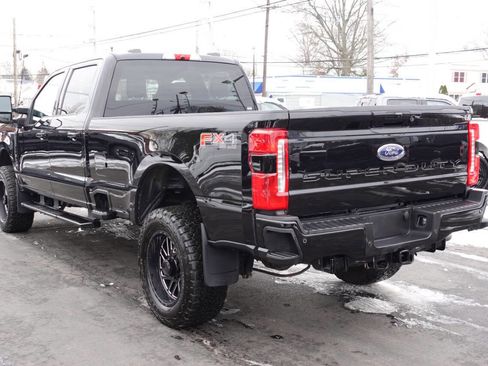 Used 2023 Ford F250 XLT w/ XLT Premium Package image 2