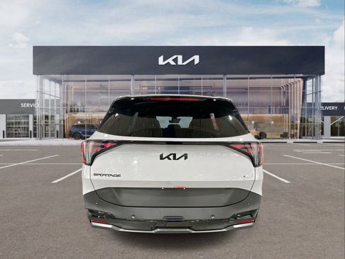New 2026 Kia Sportage X-Line image 7