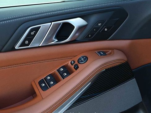 New 2026 BMW X5 M60i image 24