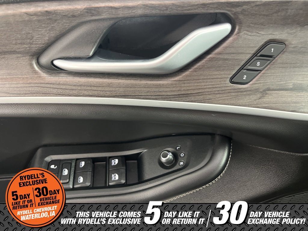 Used 2023 Jeep Grand Cherokee Limited w/ Luxury Tech Group II AWD/4WD image 20