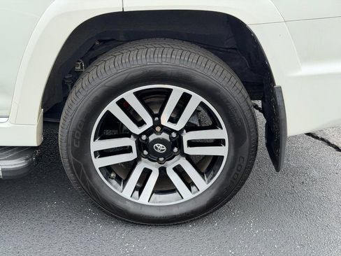 Certified 2021 Toyota 4Runner Limited w/ Convenience Package (TMS) AWD/4WD image 9