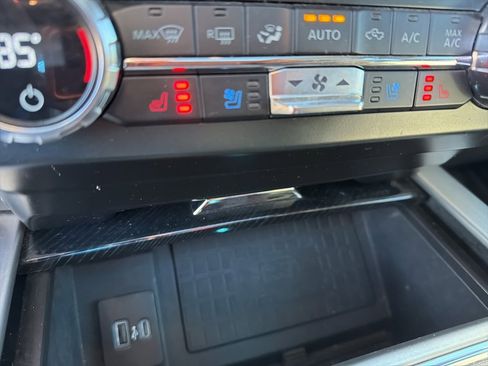 Used 2022 Ford F250 Platinum image 17