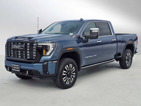 New 2026 GMC Sierra 2500 Denali Ultimate AWD/4WD image 7