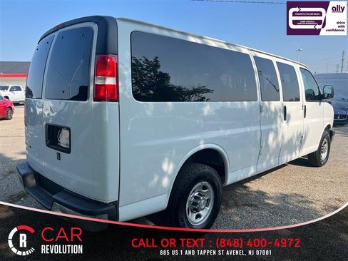 Used 2020 Chevrolet Express 3500 LT w/ LT Preferred Equipment Group RWD image 9