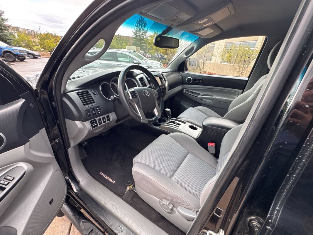 Used 2012 Toyota Tacoma 4x4 Double Cab w/ TRD Off-Road Pkg image 27