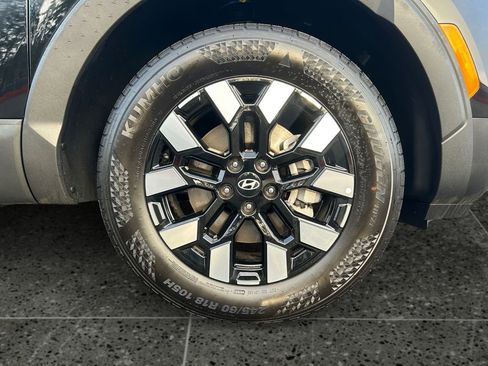 Certified 2025 Hyundai Santa Cruz SEL image 9