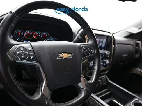 Used 2017 Chevrolet Silverado 1500 LTZ Z71 w/ Realtree Edition AWD/4WD image 10