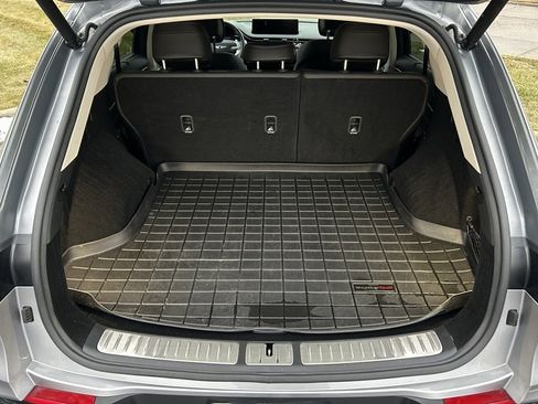 Used 2022 Genesis GV70 2.5T w/ Advanced Package image 28